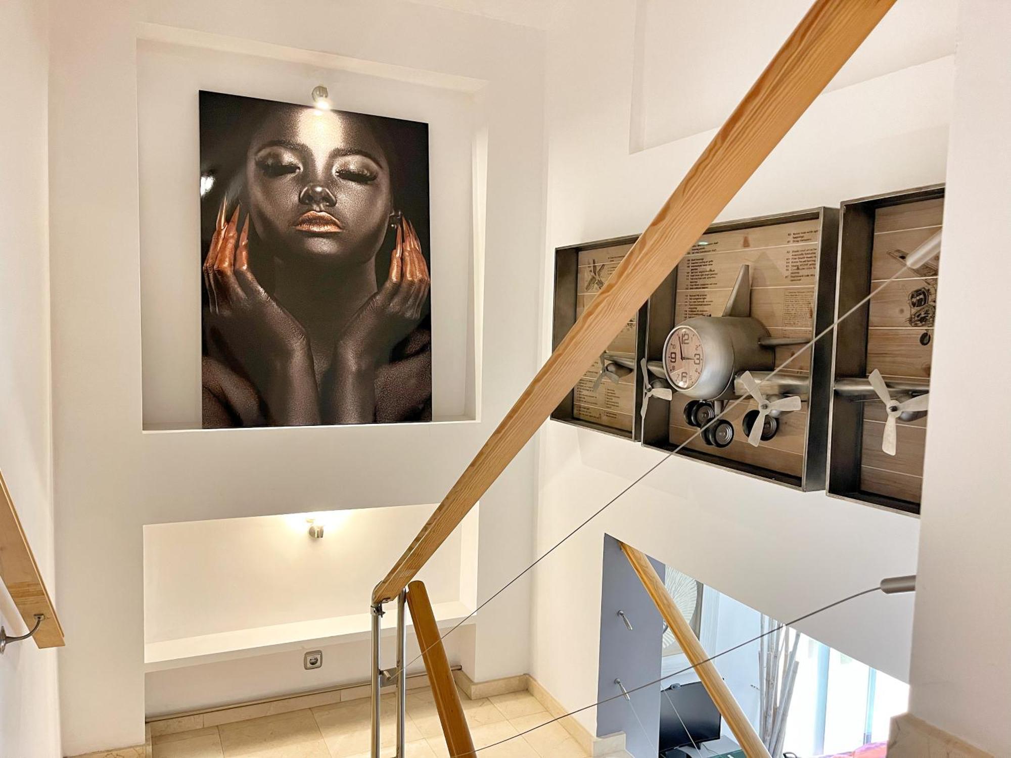 Ojen Penthouse Apartment Bagian luar foto