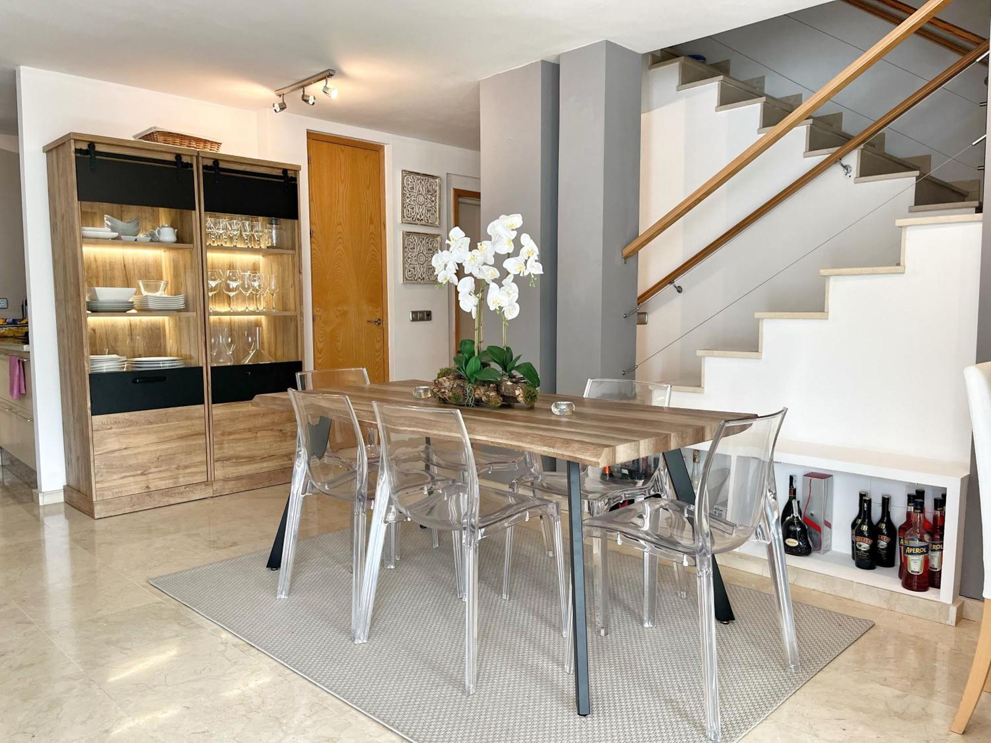 Ojen Penthouse Apartment Bagian luar foto