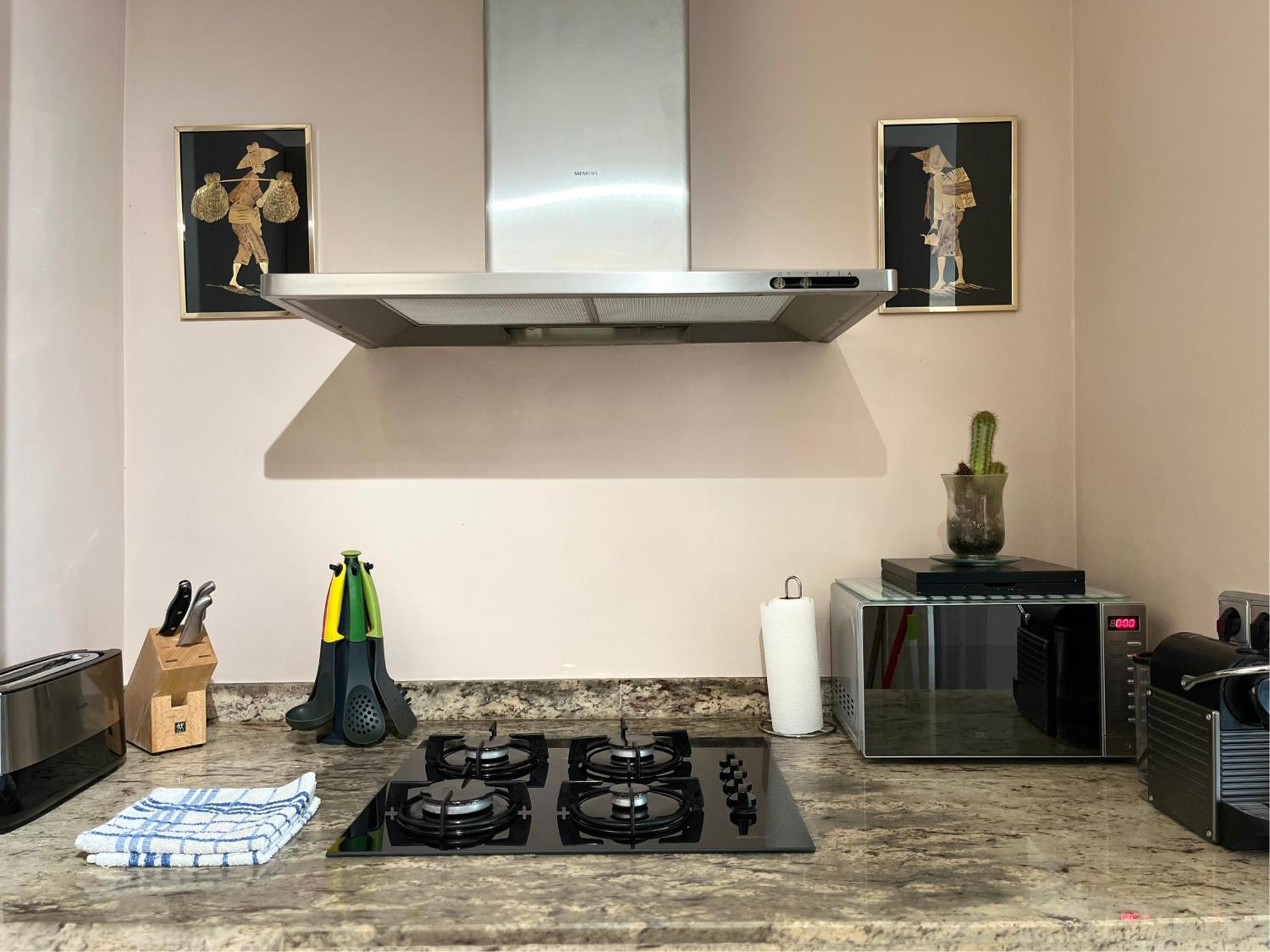 Ojen Penthouse Apartment Bagian luar foto